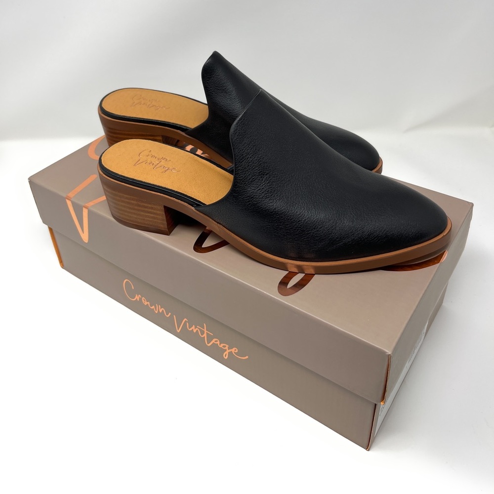 Crown Vintage Black Leather Mules Size 7M